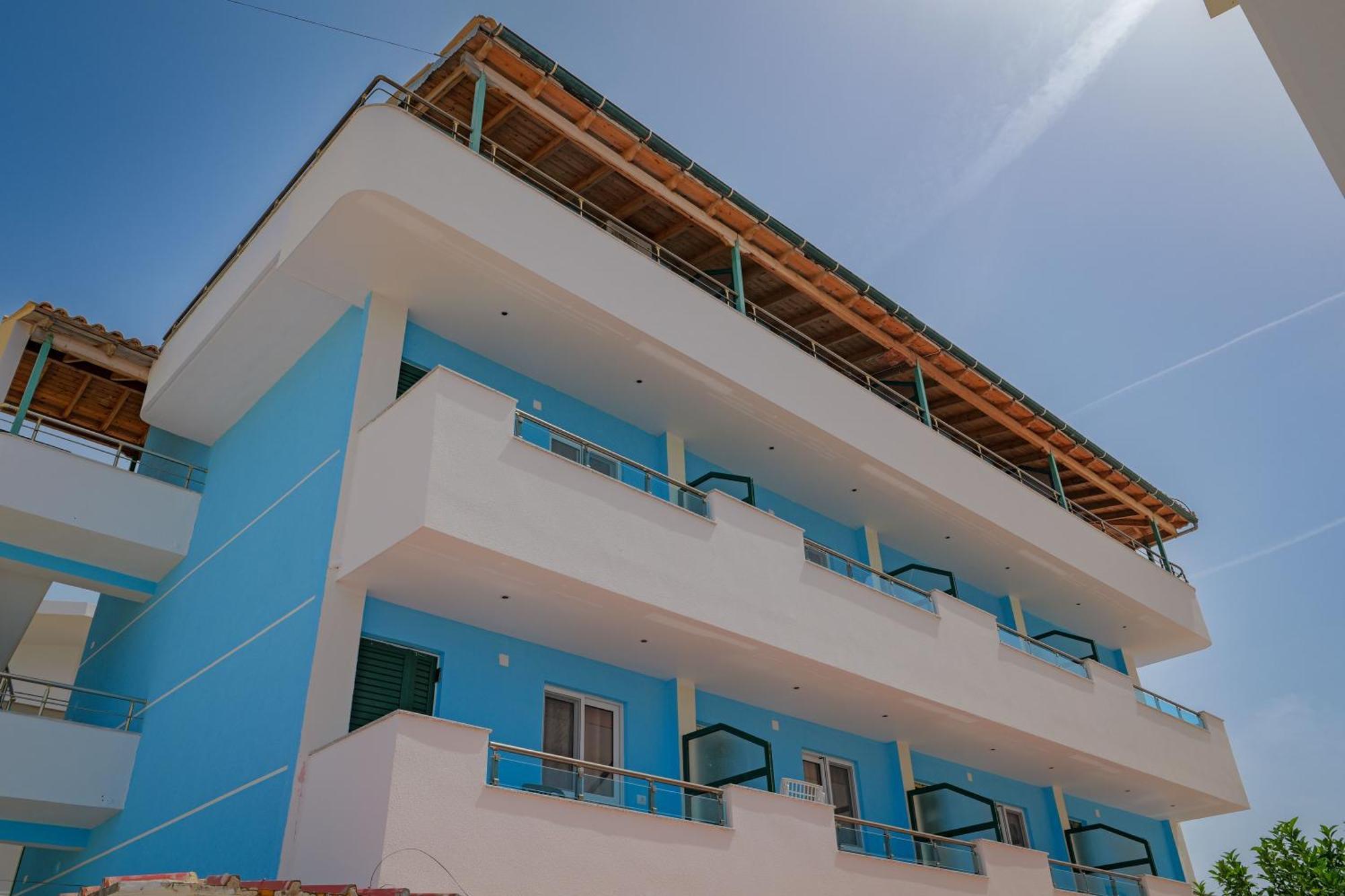 Xhovani Apartment