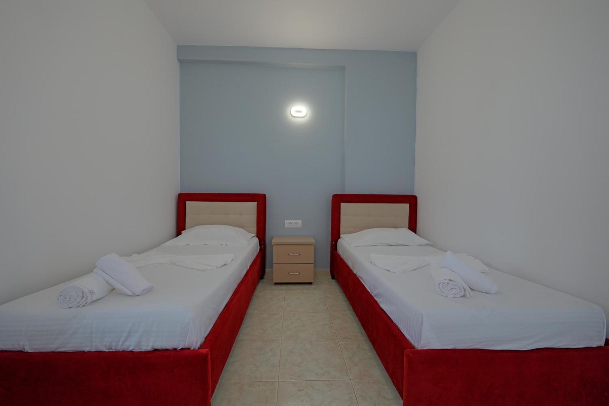 Xhovani Apartment